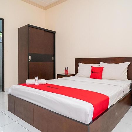 Reddoorz @ Wisma Pangrango Palangkaraya Exterior foto