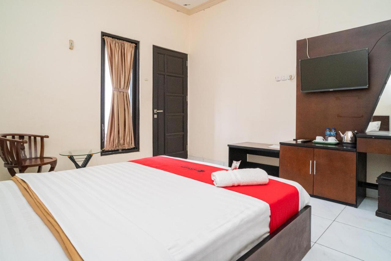 Reddoorz @ Wisma Pangrango Palangkaraya Exterior foto